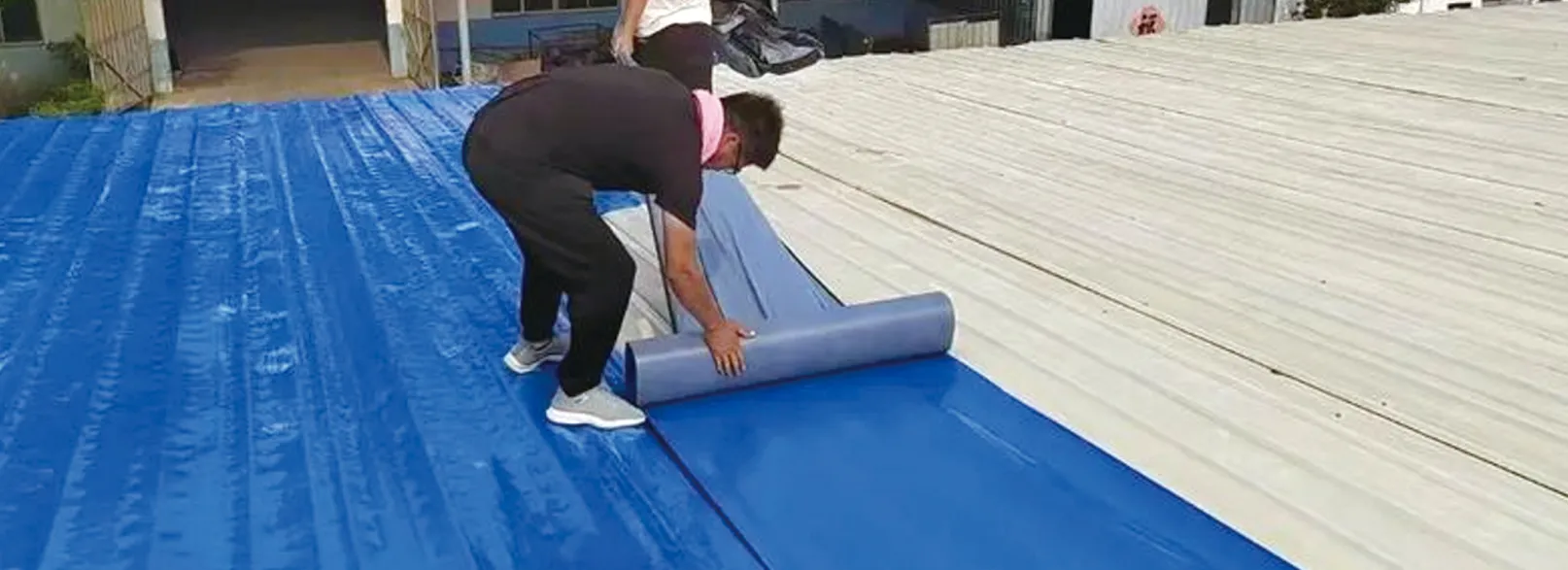 JY-ZCG Litað Stálflísar Málmþak Sjálflímandi Vatnsheldandi Himna